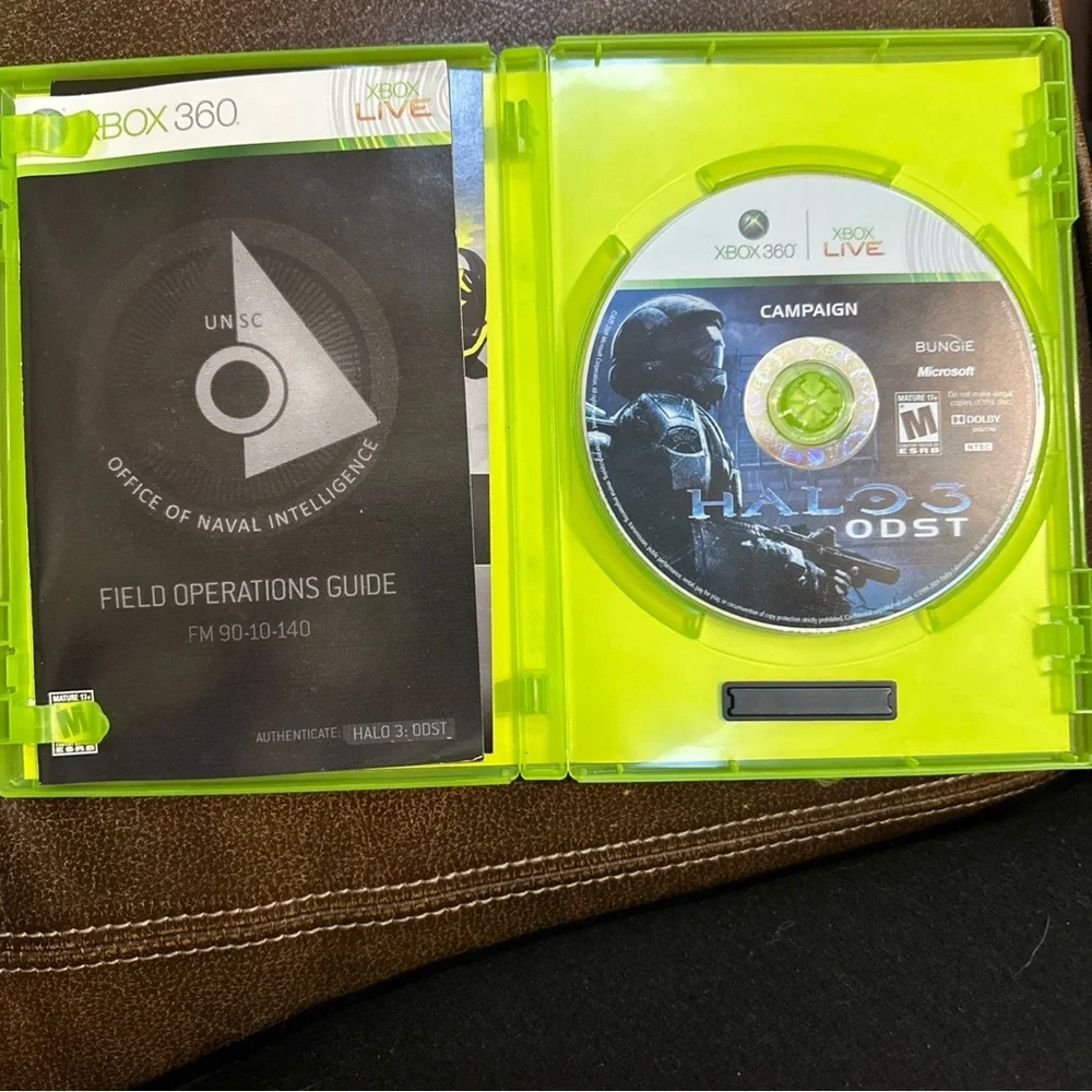 Halo 3: ODST Microsoft Xbox 360, 2009 Complete With Manual‎